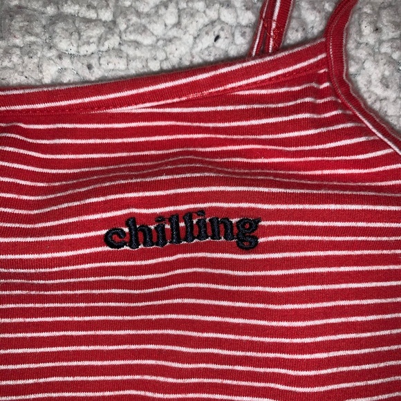 red and white striped crop top - Picture 2 of 2